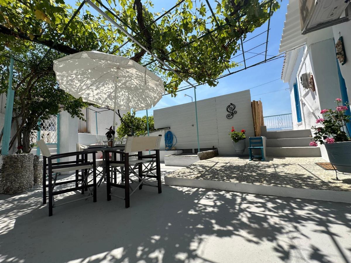 Brinia Cosy Apartment Poros Town Exterior foto