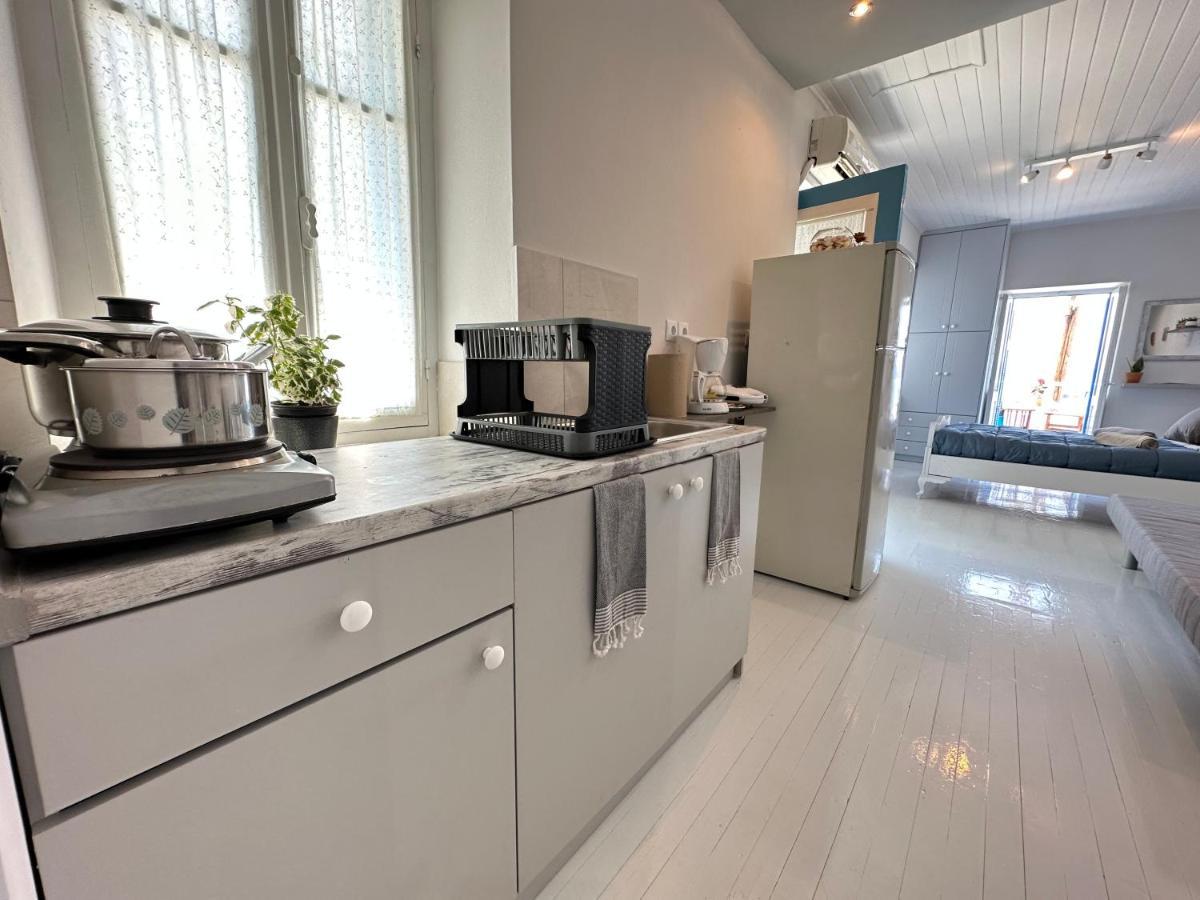 Brinia Cosy Apartment Poros Town Exterior foto