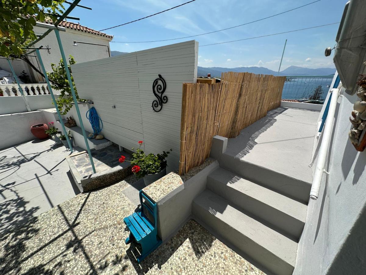 Brinia Cosy Apartment Poros Town Exterior foto