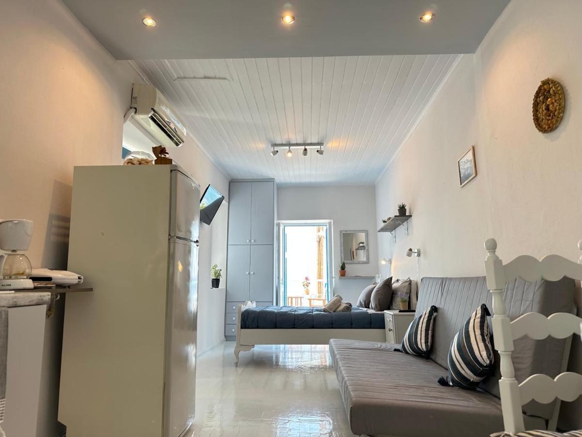 Brinia Cosy Apartment Poros Town Exterior foto